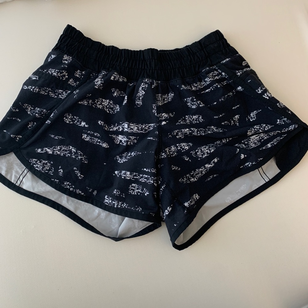 lululemon running shorts 4”